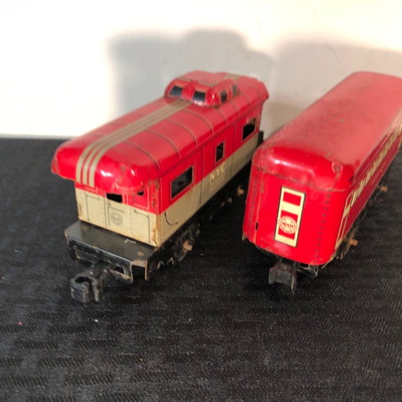 Set of 2 Marx Tin litho O gauge Pre war Train cars passenger and caboose - Picture 8 of 9